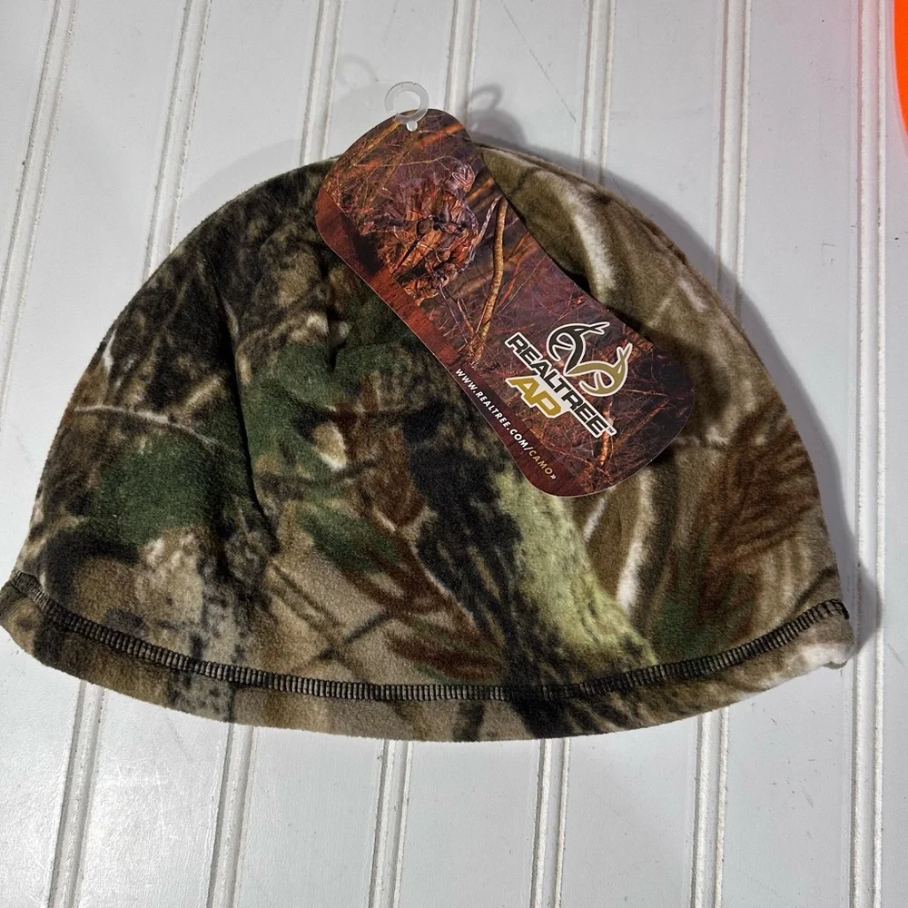 Realtree bundle of 3 hats NWT baseball and beanie men’s hunting camo